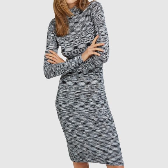 Winter dress - Picture 4 of 8